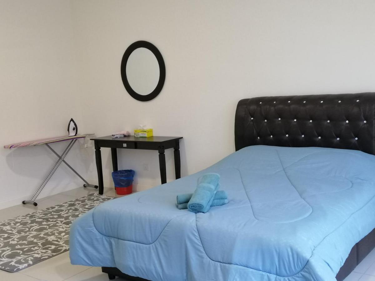 A&D Home-Stay @Kota Warisan, Sepang Exterior foto